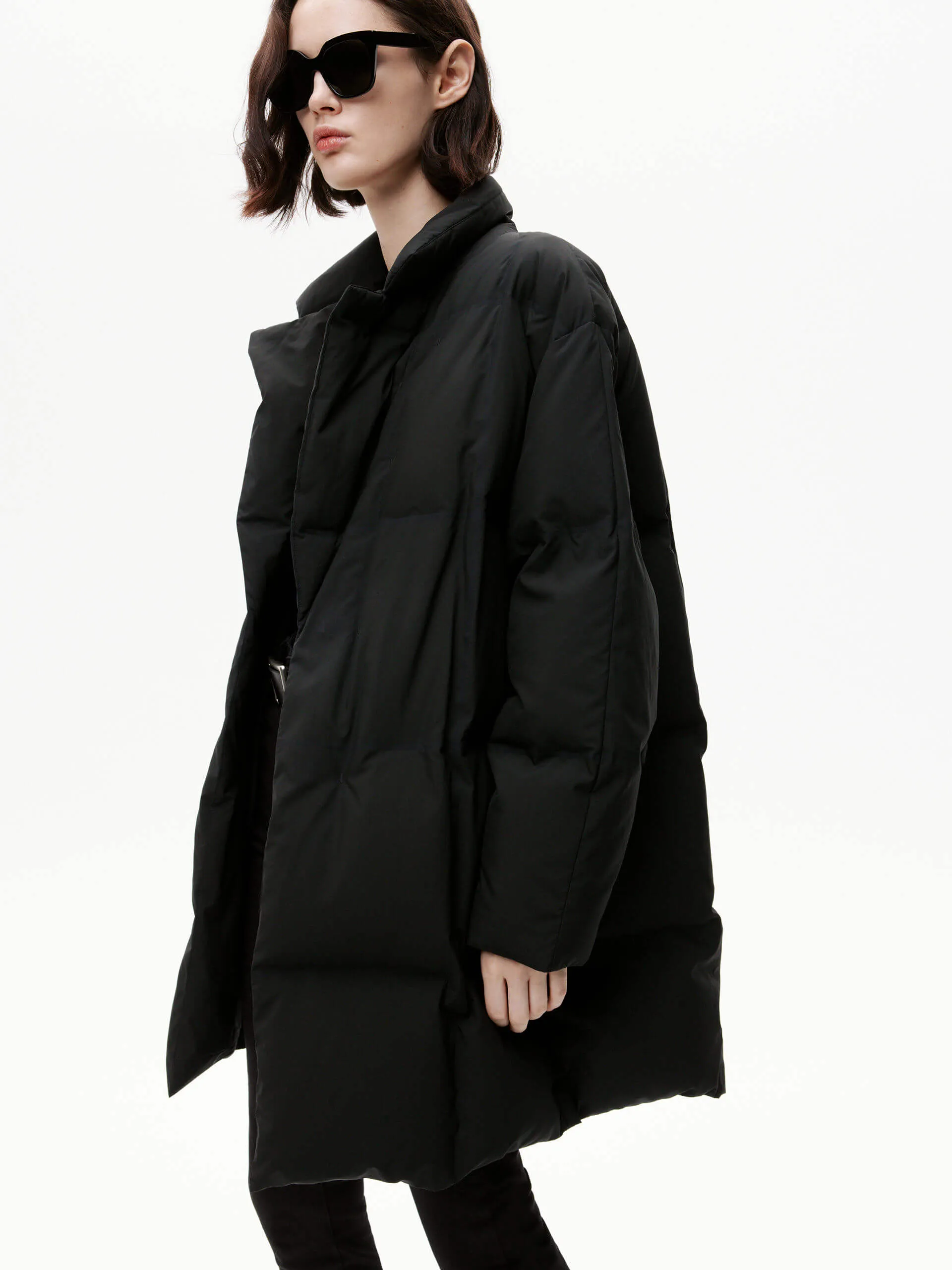 Flat Collar Mid Puffer Coat