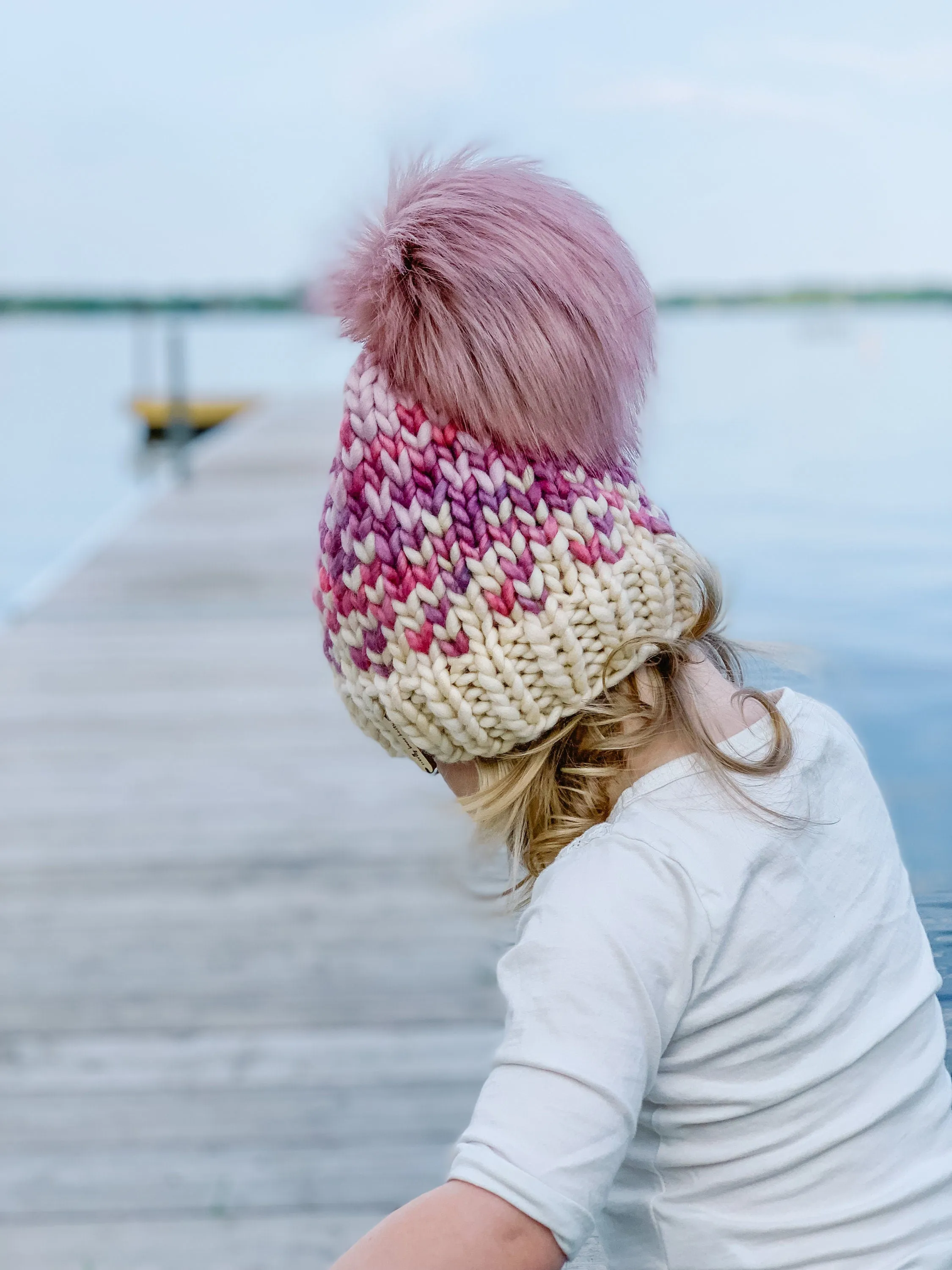 KNITTING PATTERN: Sunrise Hat, Easy Fair Isle Hat Knitting Pattern for Super Bulky Yarn