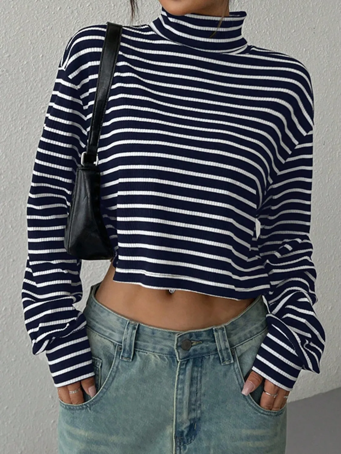 Striped Women Cropped T-Shirt Turtleneck Long Sleeve Black Casual Tops