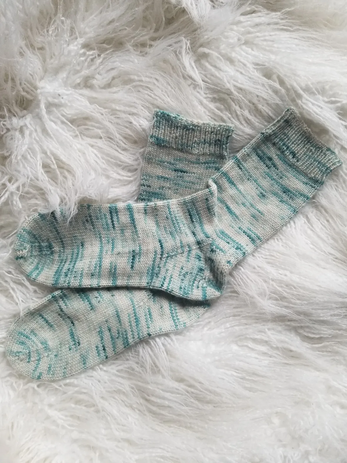 Super Simple Toe-Up Socks - Knitting Pattern