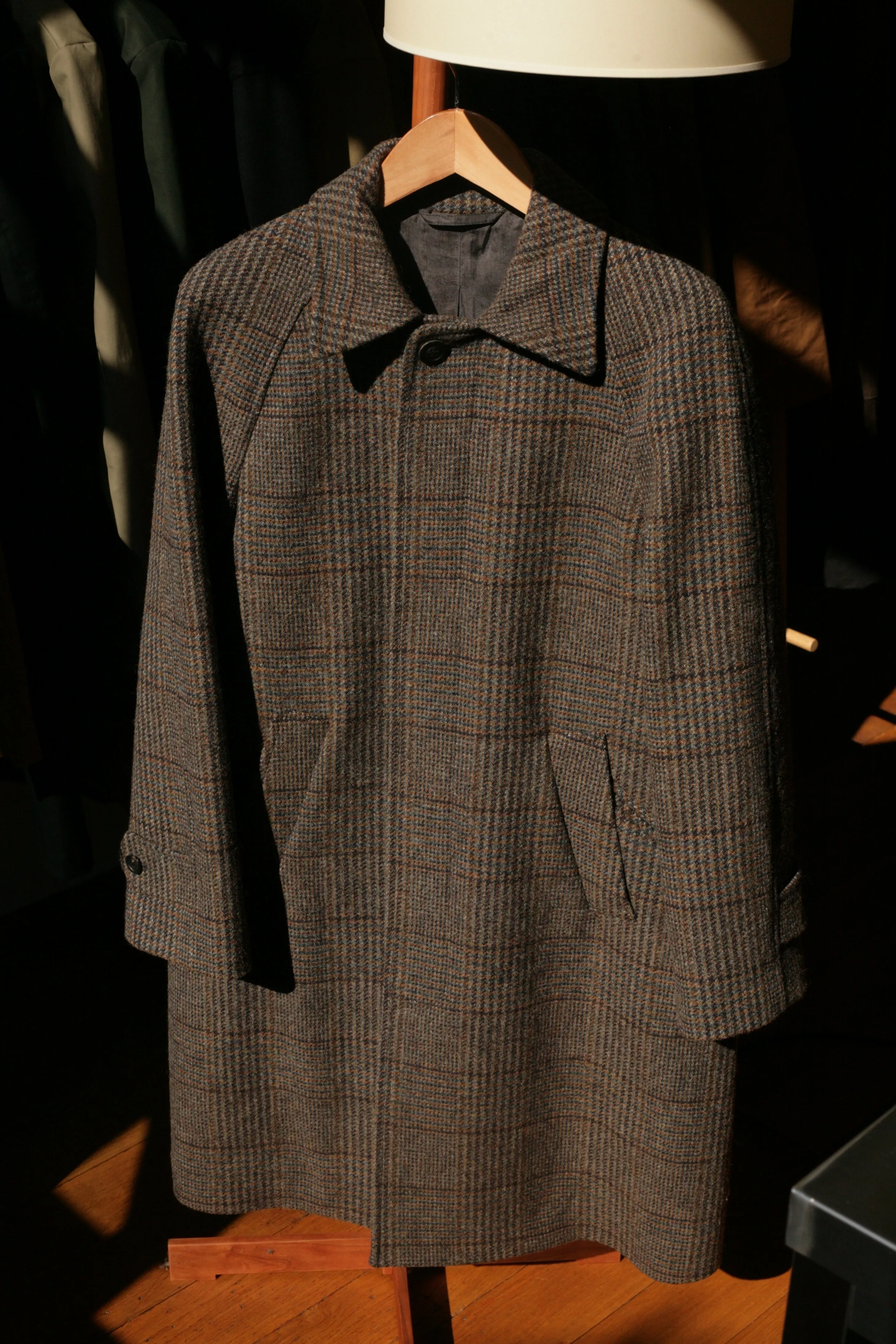 ‘The Balmacaan’ Lambswool Coat in Bracken